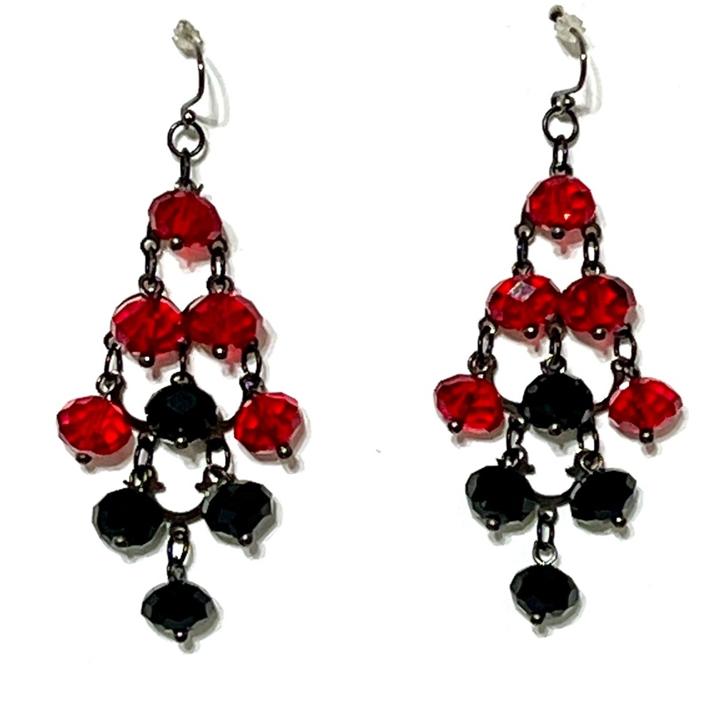 Elegant Red and Black Glass Crystal Chandelier Earrings
